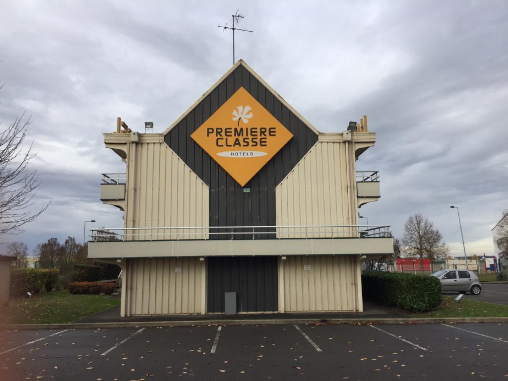Premiere Classe Bourges Eksteriør billede